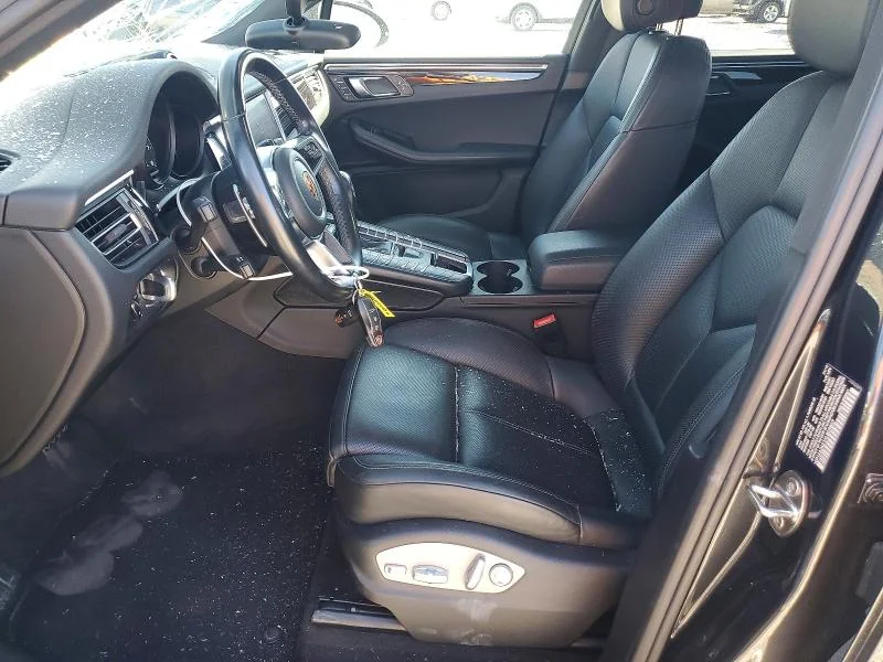 MERCEDES-BENZ C 2016 photo 7