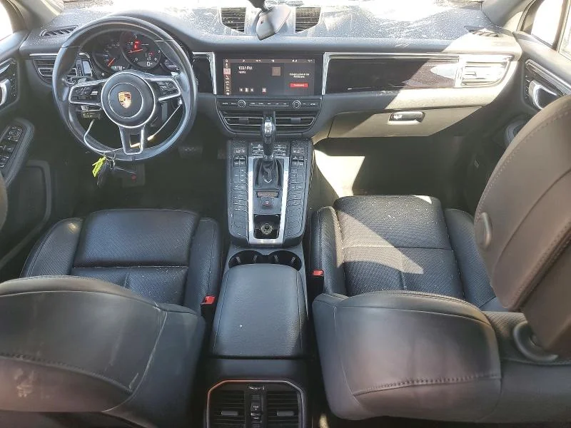 MERCEDES-BENZ C 2016 photo 8
