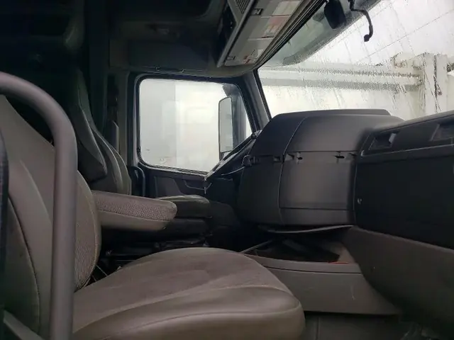 MERCEDES-BENZ GLS 2021 photo 5