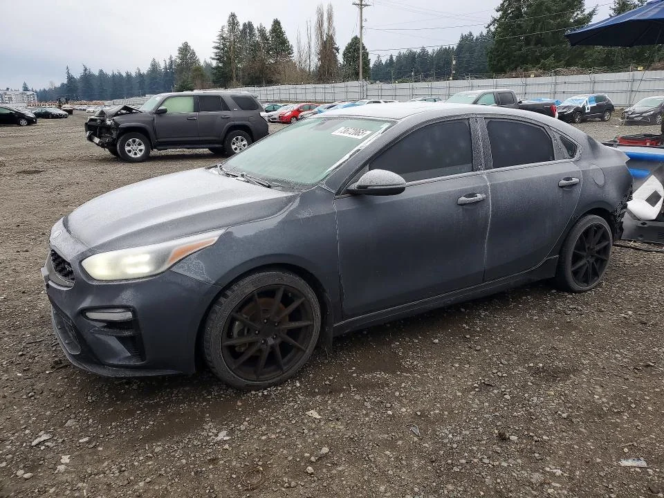 MERCEDES-BENZ CLA 2022 — MINOR DENT/SCRATCHES