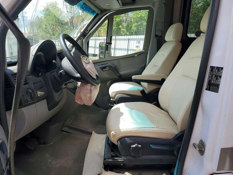 MERCEDES-BENZ GLS 2025 photo 5