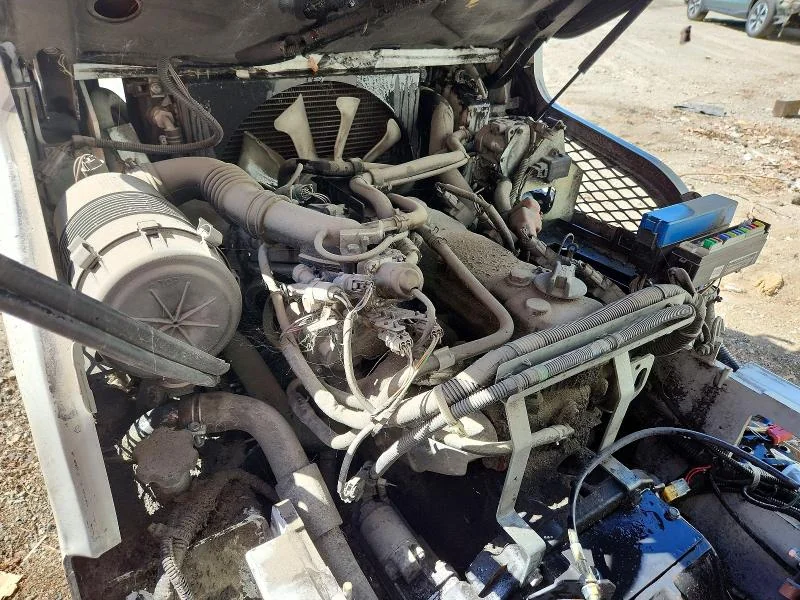NISSAN FRONTIER 2001 photo 7