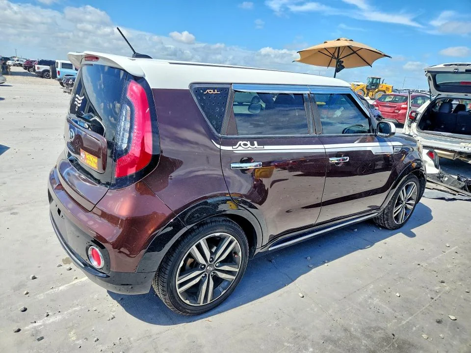 KIA SOUL 2017 photo 3