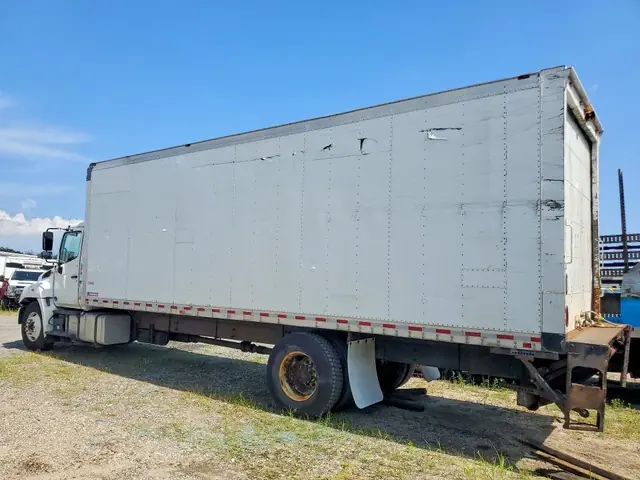 CHEVROLET EXPRESS G2500 2020 photo 2