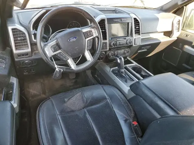 TOYOTA CAMRY 2025 photo 8