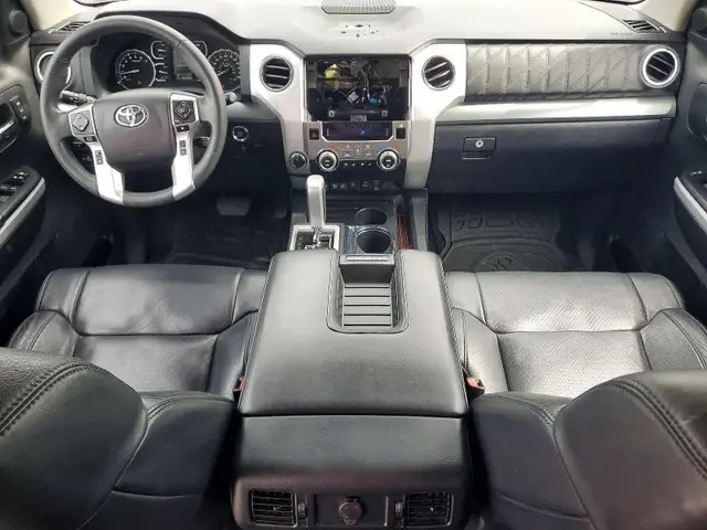 FORD F550 2015 photo 8