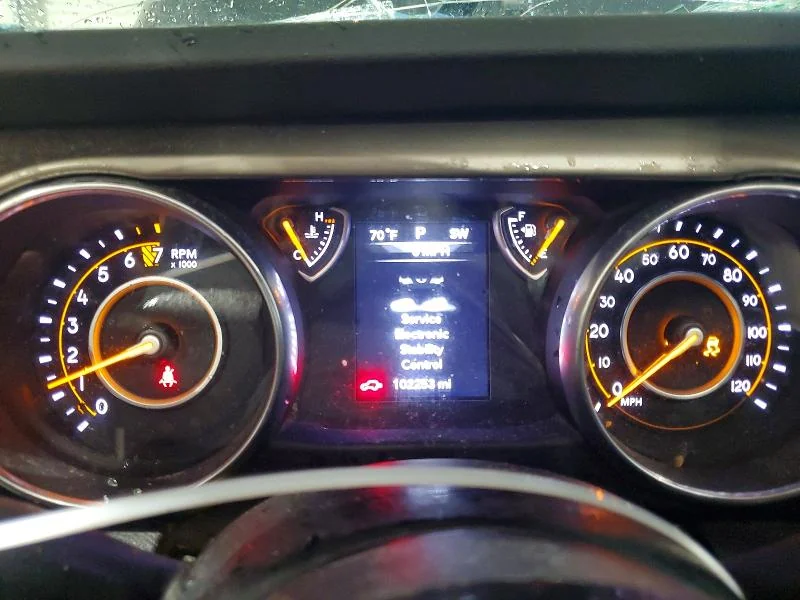 TOYOTA RAV4 2017 photo 9