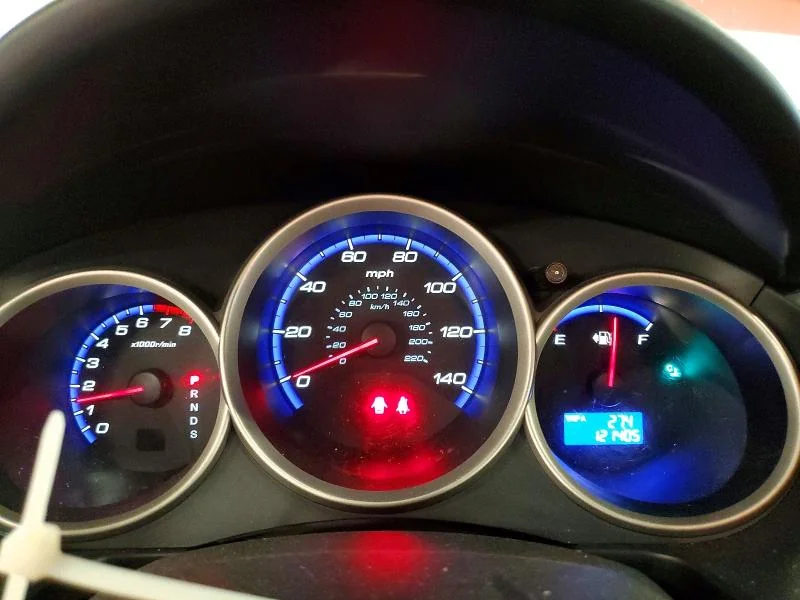 TOYOTA TUNDRA 2021 photo 9