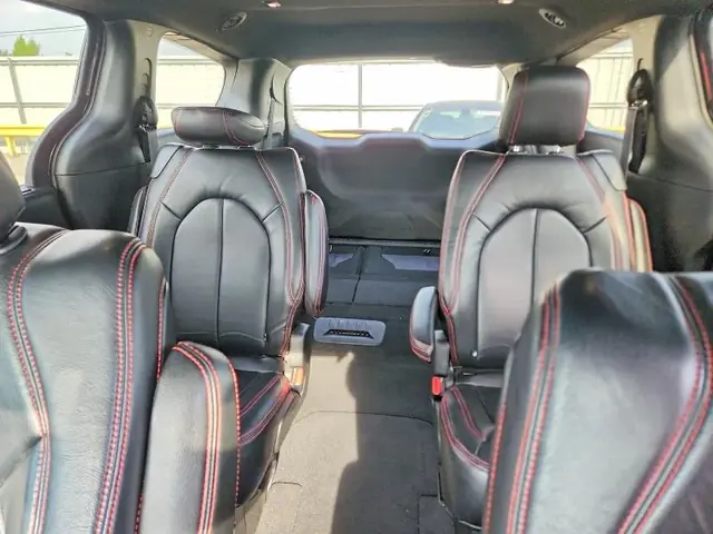 CHEVROLET MALIBU 2025 photo 9