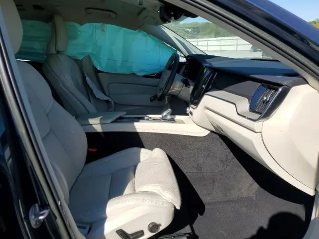 CHRYSLER TOWN & COUNTRY 2005 photo 6