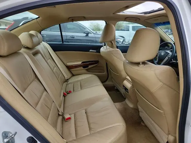 TESLA MODEL 3 2023 photo 10