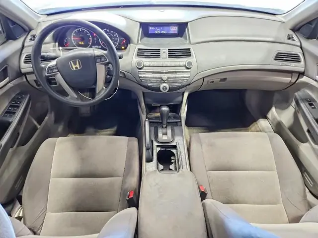 HYUNDAI ACCENT 2017 photo 8