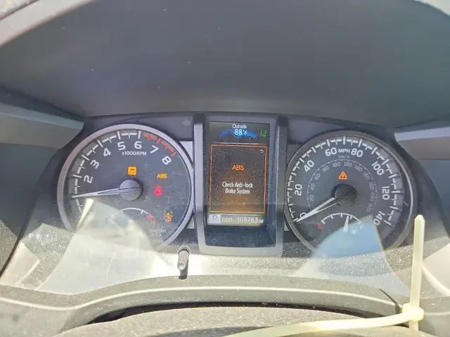 HYUNDAI GENESIS COUPE 2011 photo 9