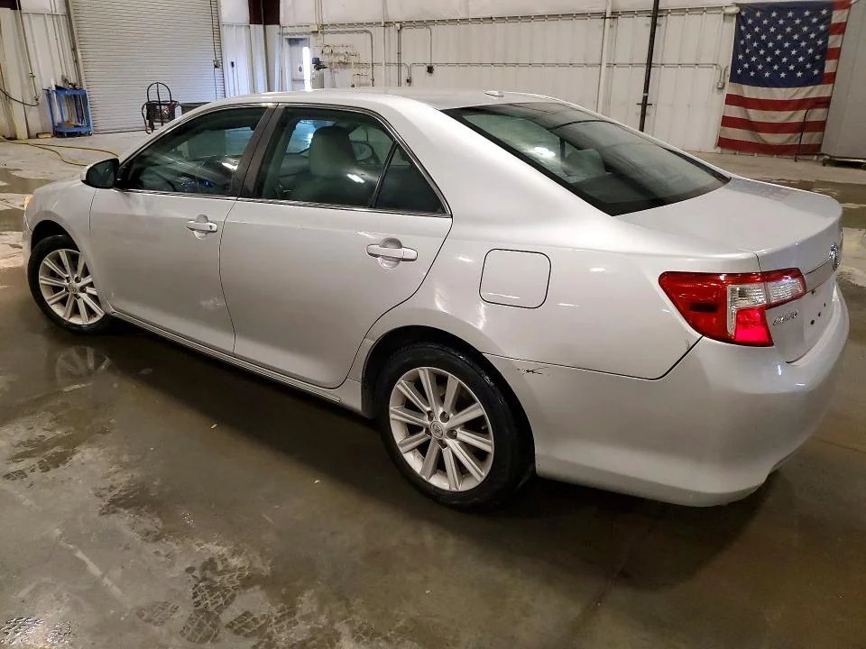 TOYOTA CAMRY 2014 photo 2