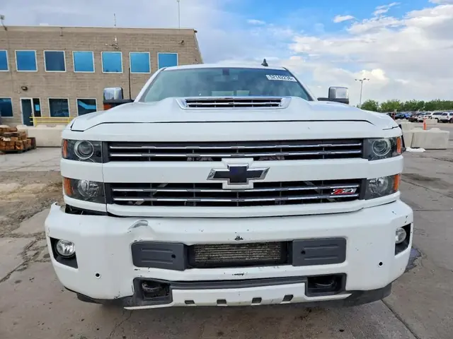 CHEVROLET SILVERADO 2018 photo 5