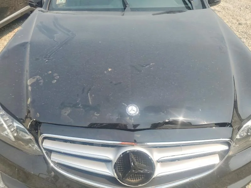MERCEDES-BENZ E 2014 photo 11
