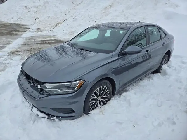 VOLKSWAGEN JETTA 2019 — FRONT END