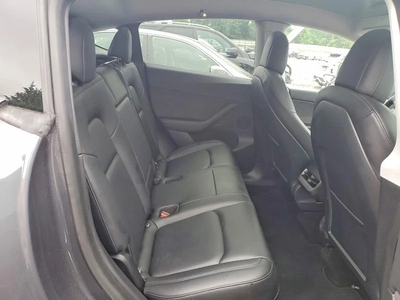 TESLA MODEL Y 2021 photo 10