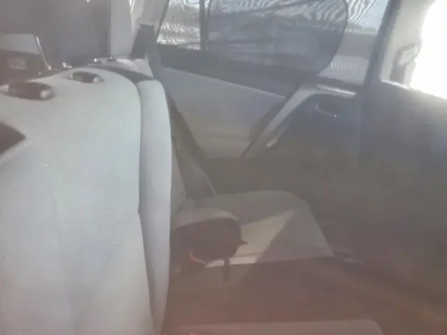 TOYOTA RAV4 2016 photo 11