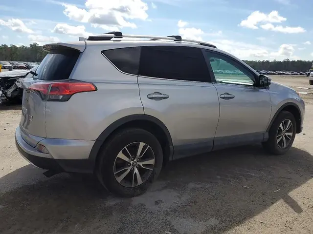 TOYOTA RAV4 2016 photo 3
