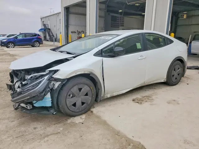 TOYOTA PRIUS 2024 — FRONT END
