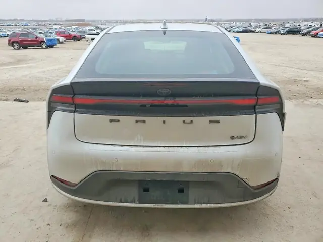 TOYOTA PRIUS 2024 photo 6