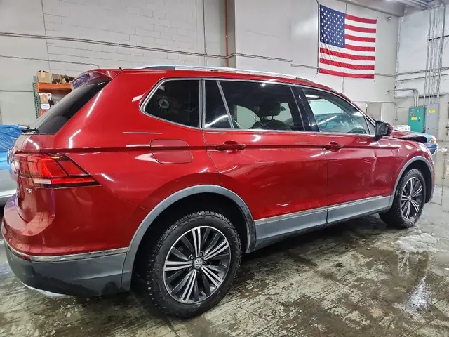 VOLKSWAGEN TIGUAN 2018 photo 3