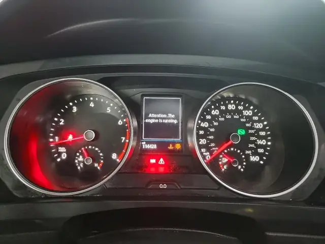 VOLKSWAGEN TIGUAN 2018 photo 9