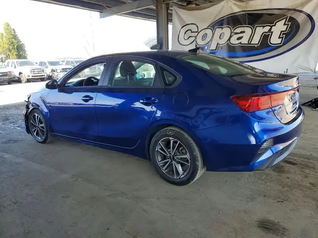 KIA FORTE 2023 photo 2