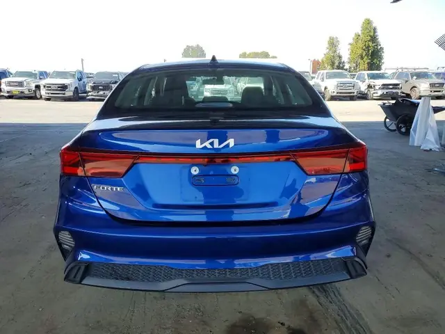 KIA FORTE 2023 photo 6