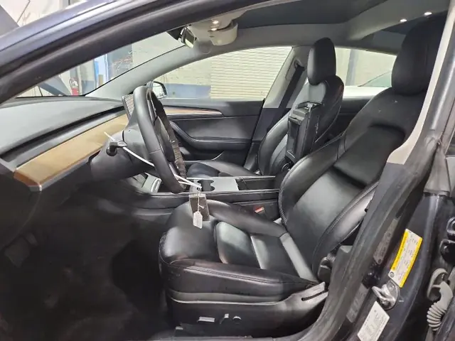 TESLA MODEL 3 2022 photo 7