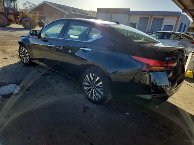 NISSAN ALTIMA 2023 photo 2