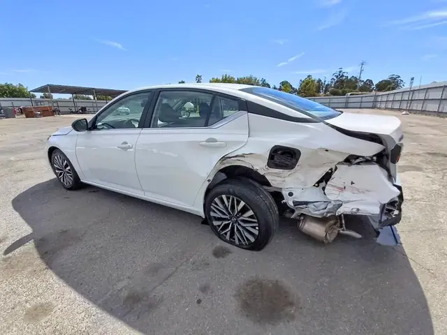 NISSAN ALTIMA 2026 photo 2