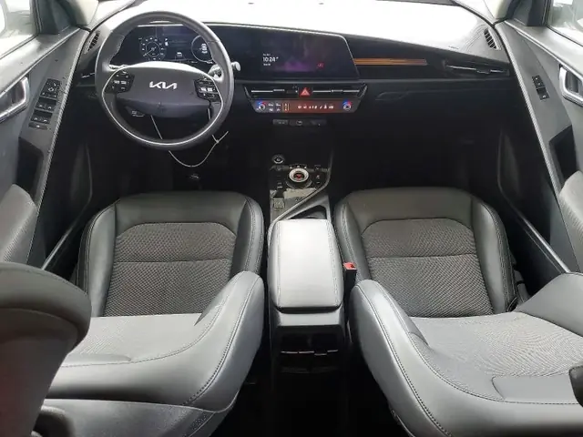 KIA NIRO 2024 photo 8