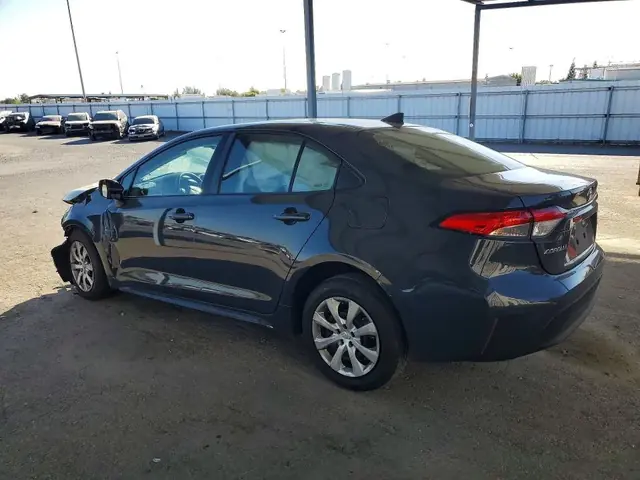 TOYOTA COROLLA 2025 photo 2