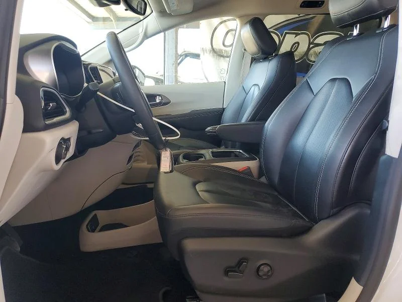 CHRYSLER PACIFICA 2024 photo 7