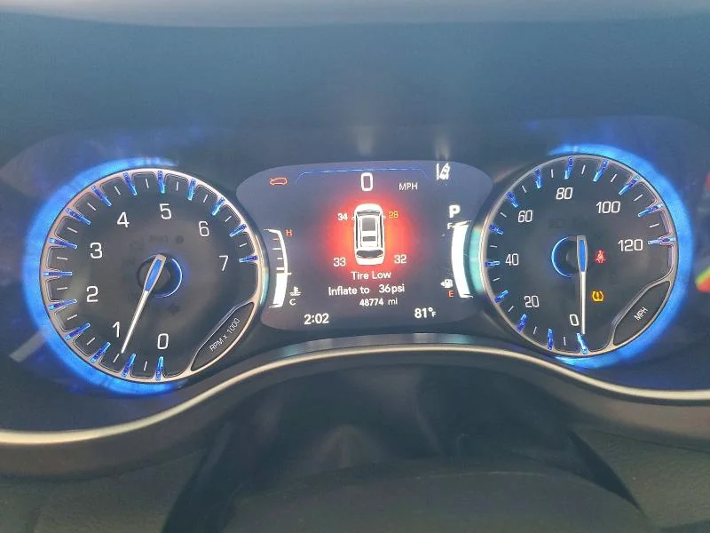 CHRYSLER PACIFICA 2024 photo 9