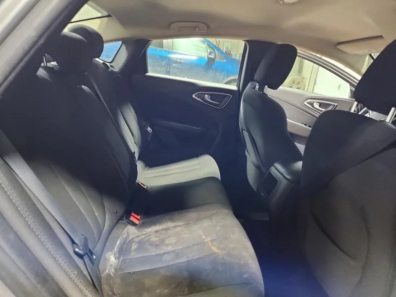 CHRYSLER 200 2016 photo 19