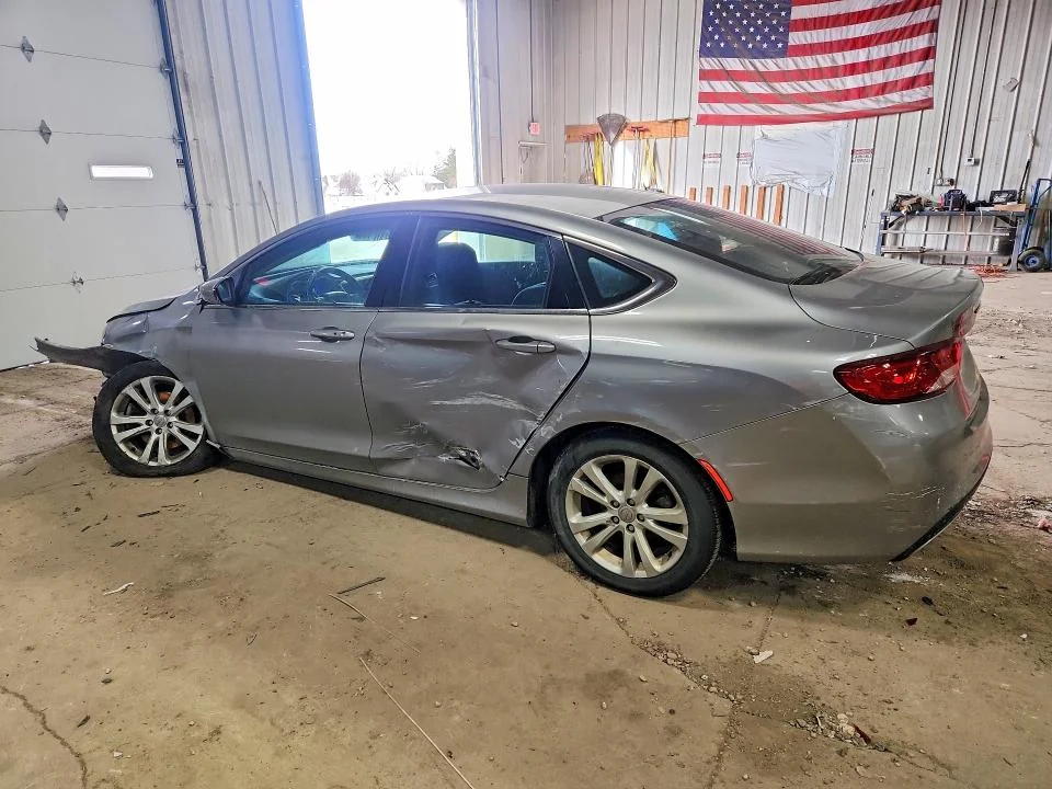 CHRYSLER 200 2016 photo 3