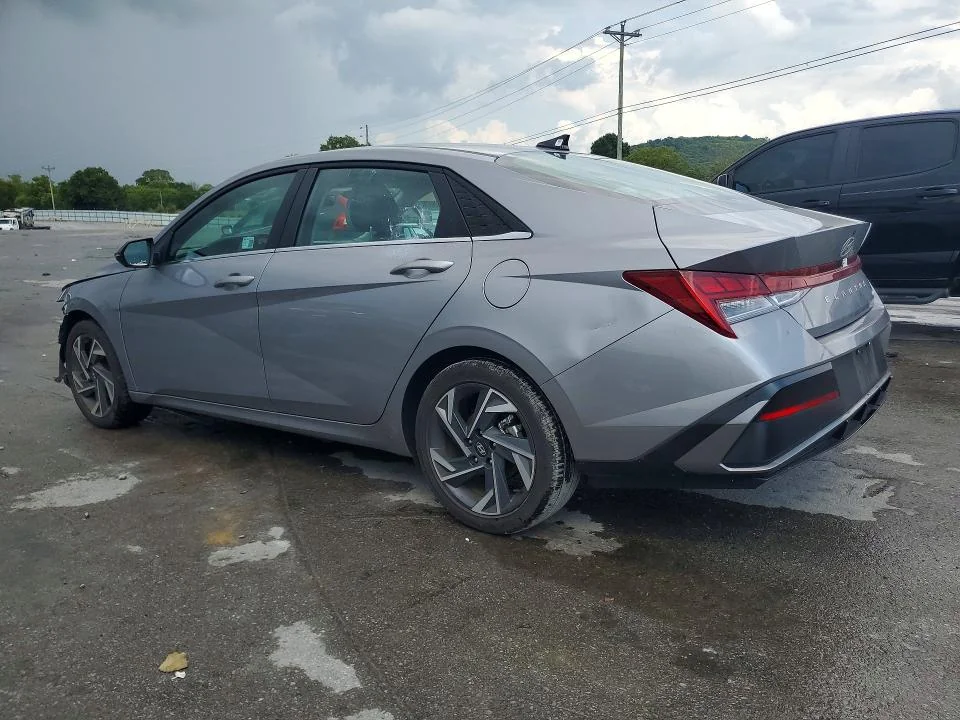 HYUNDAI ELANTRA 2025 photo 2