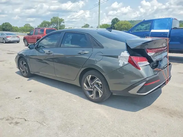 HYUNDAI ELANTRA 2025 photo 2