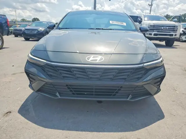 HYUNDAI ELANTRA 2025 photo 5
