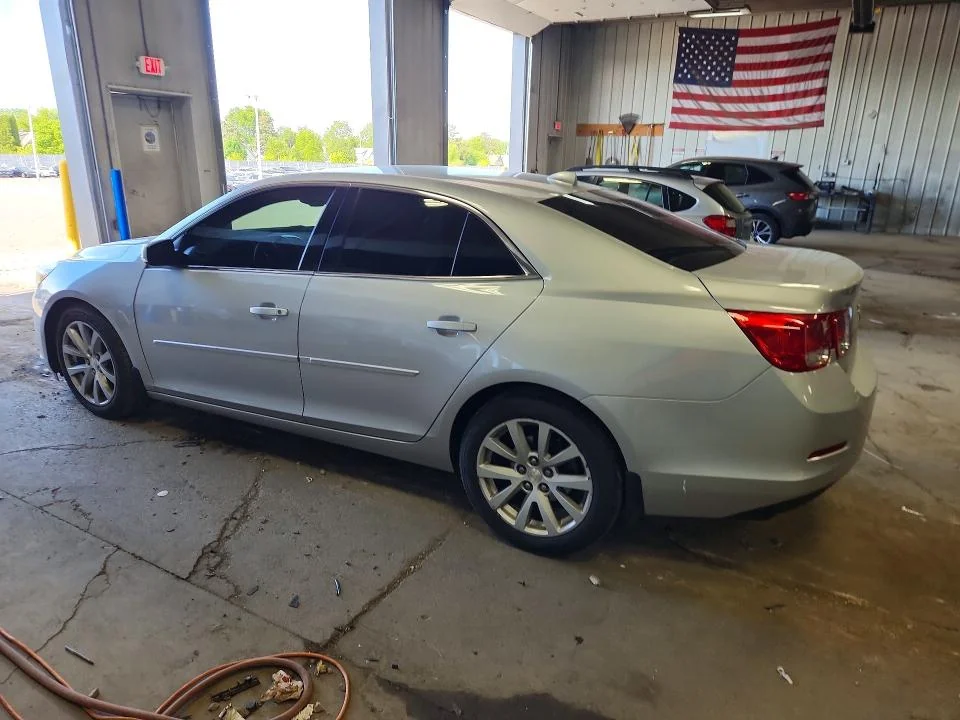 CHEVROLET MALIBU 2014 photo 2