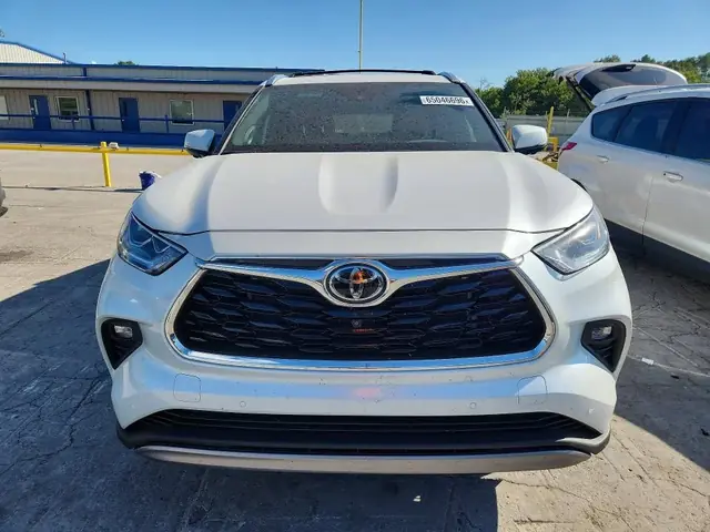 TOYOTA HIGHLANDER 2026 photo 5