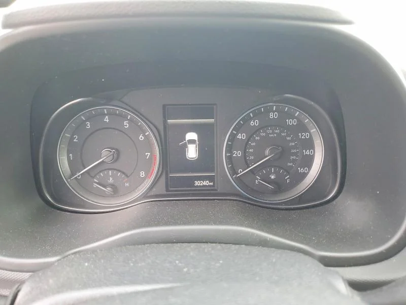 HYUNDAI KONA 2023 photo 9