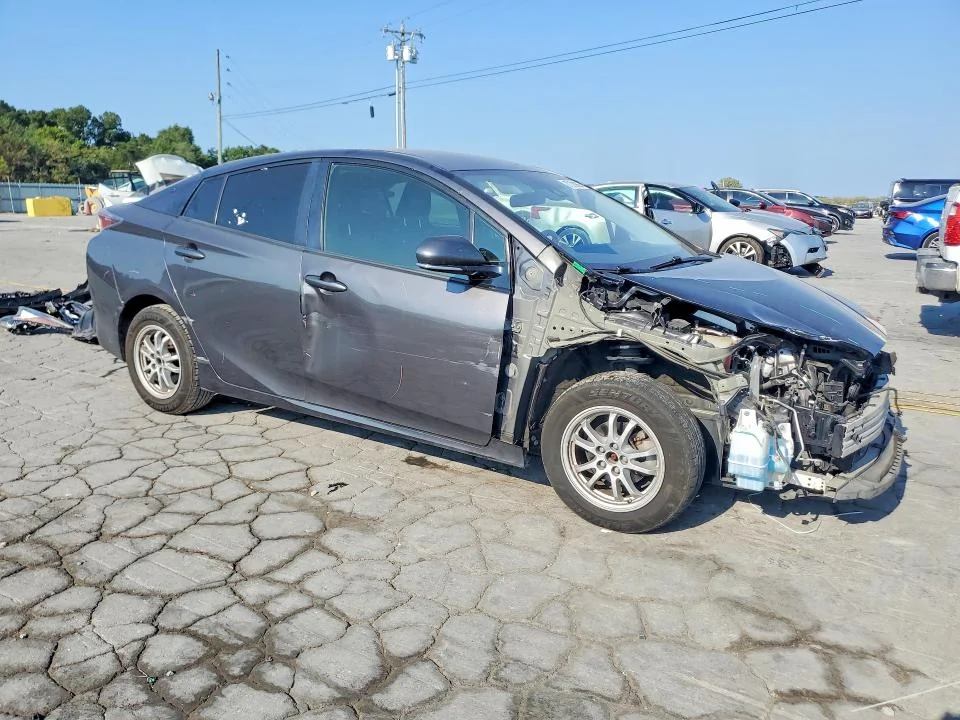 TOYOTA PRIUS 2017 photo 4
