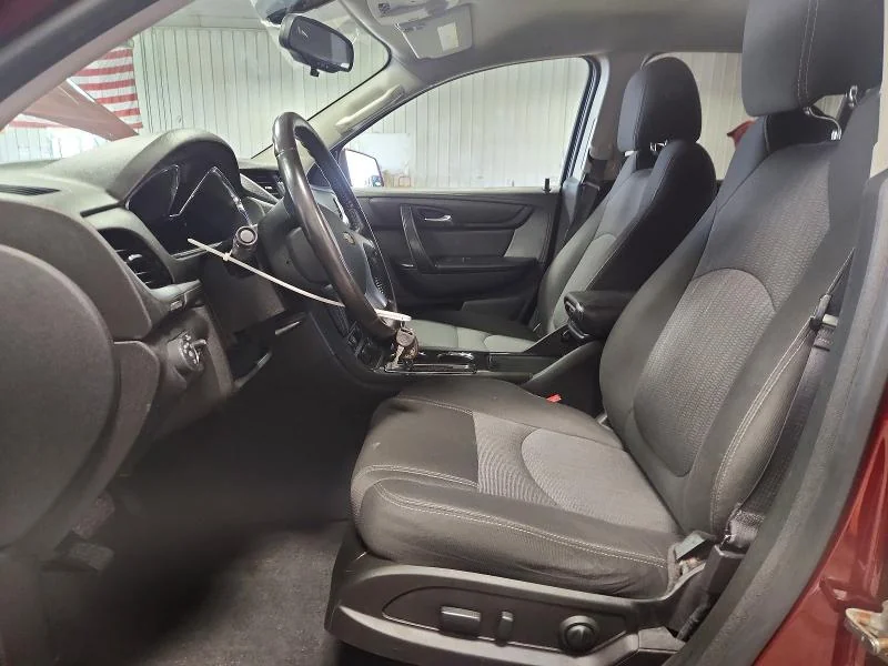 CHEVROLET TRAVERSE 2017 photo 7