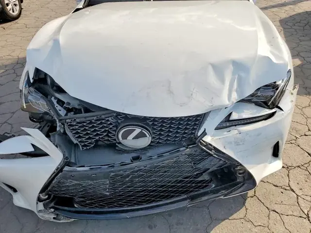LEXUS RC 2017 photo 11