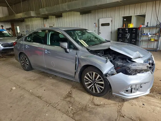 SUBARU LEGACY 2018 photo 4