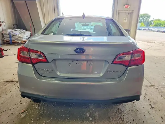 SUBARU LEGACY 2018 photo 6